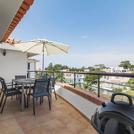 Stylish 3 Bedroom In Vila Sol *